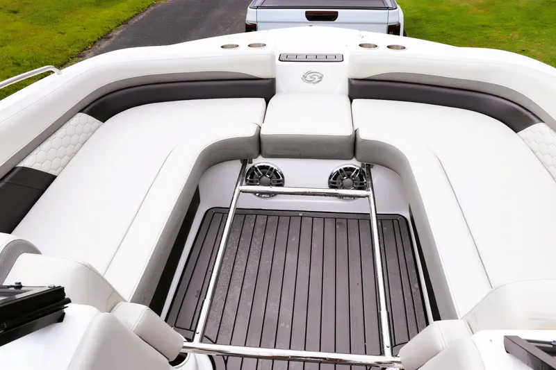 Slide: The Image of Hurricane SunDeck 217 OB 2022 - 41