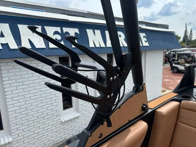 Slide: The Image of Axis Wake Research Core Series T235 2025 - 17