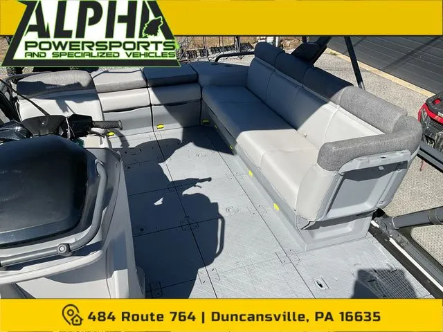 Slide: The Image of Sea-Doo Switch Sport 21 2025 - 5