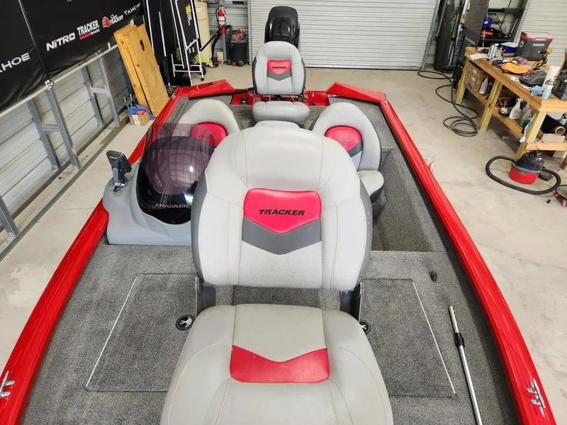 Slide: The Image of Tracker Pro Team 175 TXW 2014 - 7