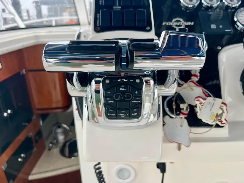 Slide: The Image of Fountain 38 Sportfish Cruiser 2011 - 52