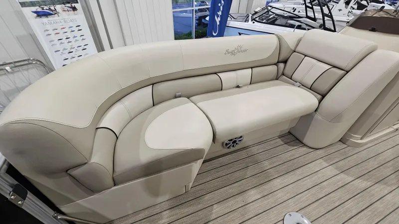 Slide: The Image of Luxurious seating on 2019 SunChaser Eclipse 8525 Entertainer pontoon boat, featuring beige upholstery. - 18