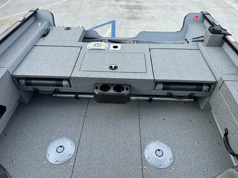 Slide: The Image of Lund Adventure 1775 Sport w/ 115HP Mercury! 2025 - 7