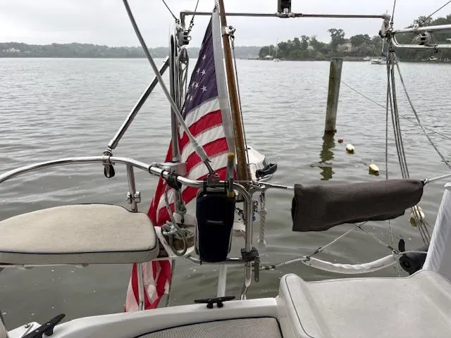 Slide: The Image of Hunter 33 2006 - 18