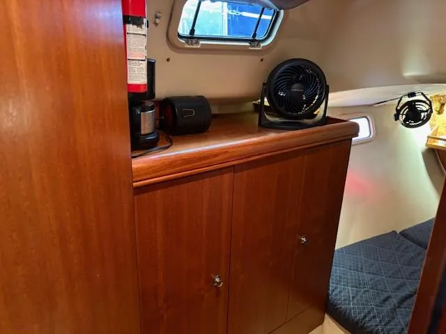 Slide: The Image of Hunter 33 2006 - 23