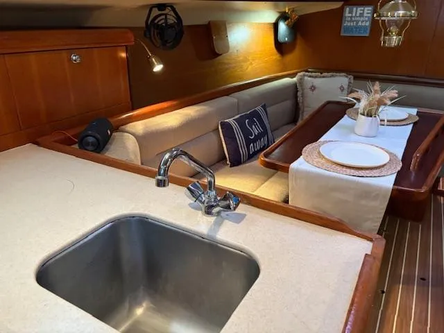 Slide: The Image of Hunter 33 2006 - 25