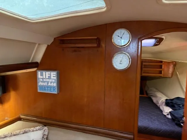 Slide: The Image of Hunter 33 2006 - 31