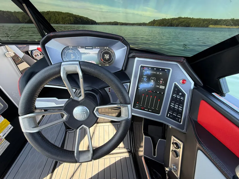 Slide: The Image of MasterCraft XT24 2022 - 21