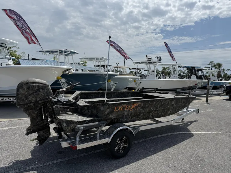 Slide: The Image of Excel Viper F4 1751-YAMHA 60 2025 - 2