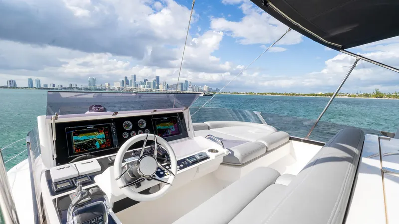 Slide: The Image of Sunseeker Manhattan 55 2016 - 74