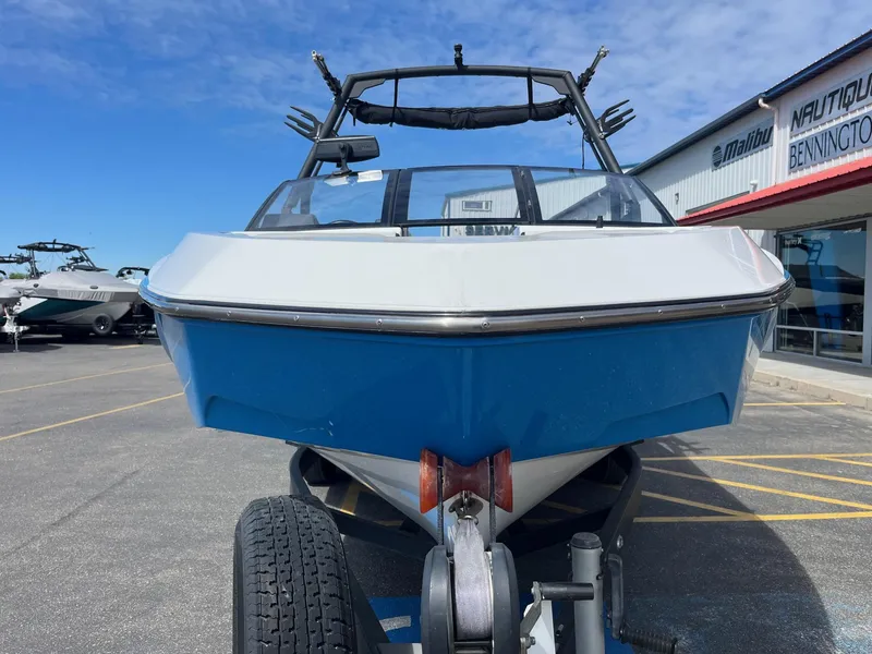 Slide: The Image of Axis T220 2023 - 11