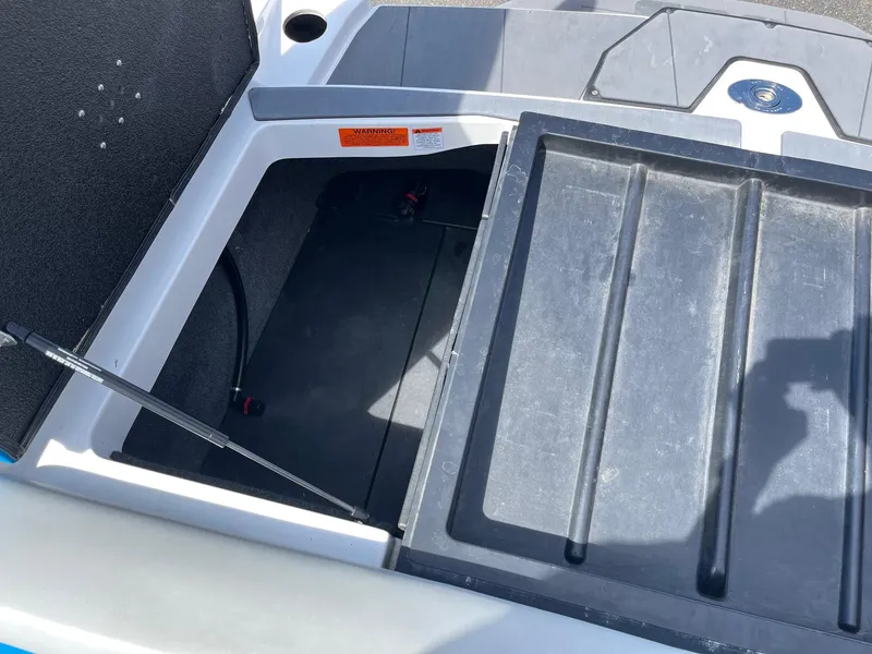 Slide: The Image of Axis T220 2023 - 33