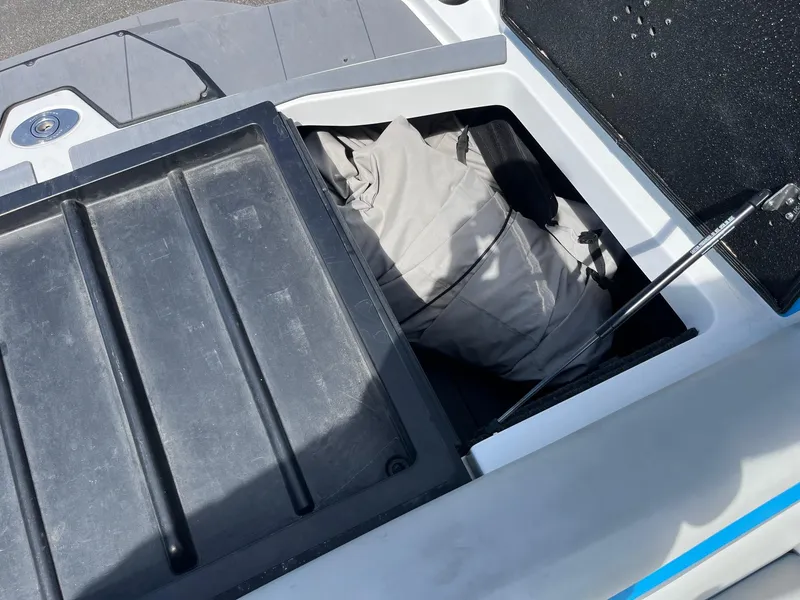 Slide: The Image of Axis T220 2023 - 34