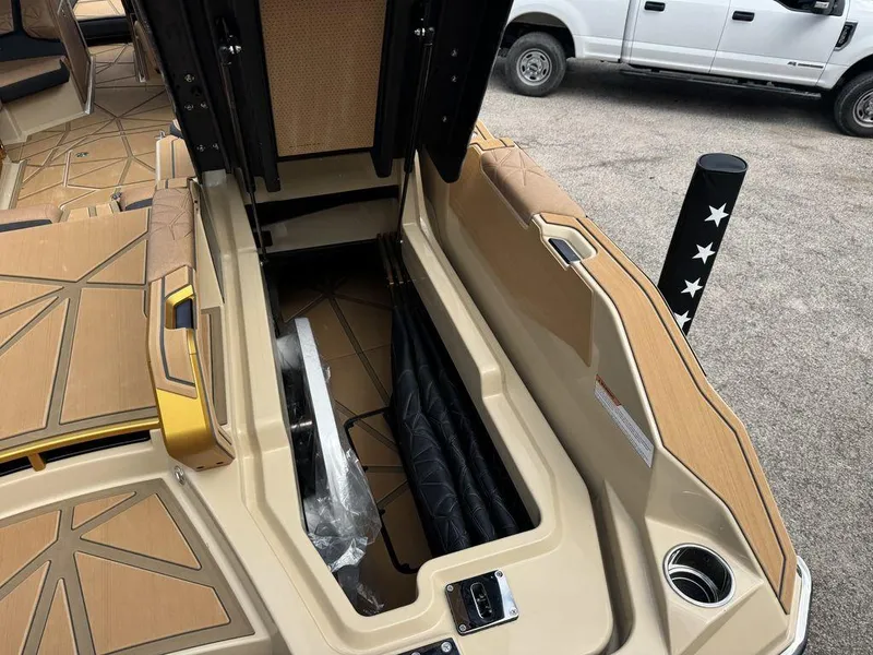 Slide: The Image of Nautique Super Air Nautique G25 Paragon 2025 - 14