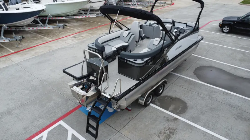 Slide: The Image of Avalon LSZ QL23T DX 2025 - 11