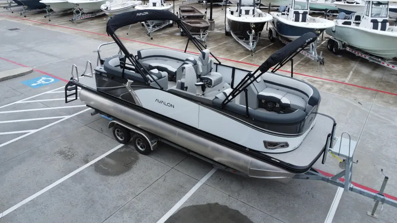 Slide: The Image of Avalon LSZ QL23T DX 2025 - 14