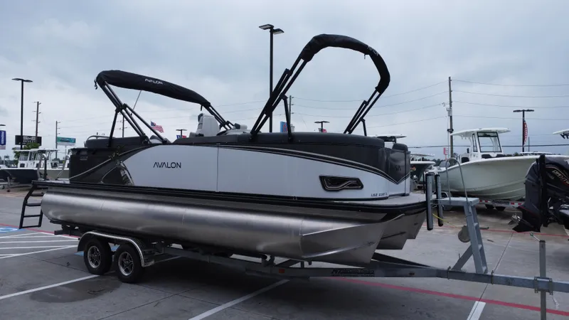 Slide: The Image of Avalon LSZ QL23T DX 2025 - 5