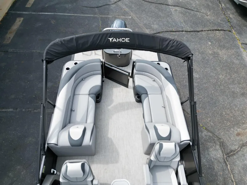 Slide: The Image of Tahoe LTZ QL23T 2025 - 10