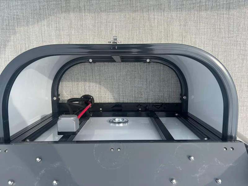 Slide: The Image of Tahoe LTZ QL23T 2025 - 16