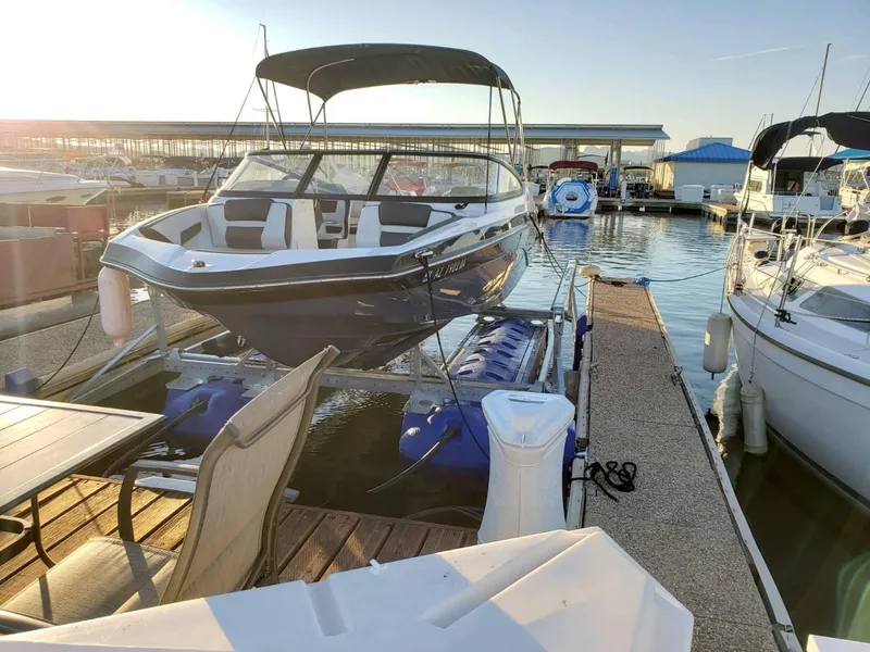 Slide: The Image of Yamaha SX195 2019 - 6