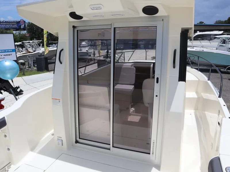 Slide: The Image of Bayliner PH Series T25 Pilothouse 2025 - 11