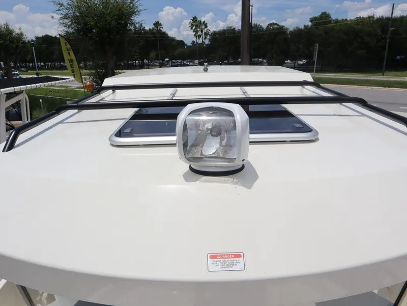 Slide: The Image of Bayliner PH Series T25 Pilothouse 2025 - 17