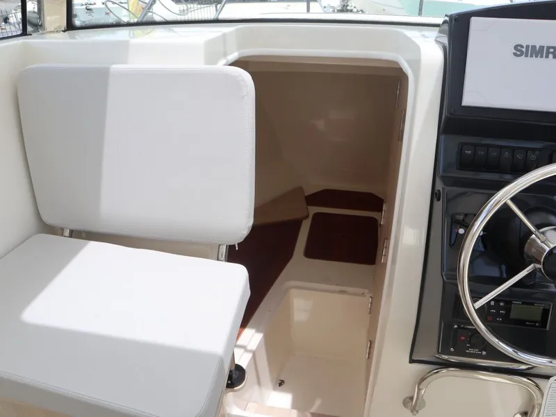 Slide: The Image of Bayliner PH Series T25 Pilothouse 2025 - 24