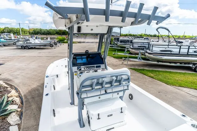 Slide: The Image of Sea Fox 251 Bay Fox 2026 - 7