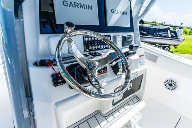 Slide: The Image of Sea Fox 288 Commander 2026 - 15