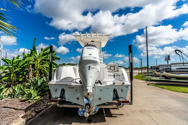 Slide: The Image of Sea Fox 248 Commander 2026 - 4