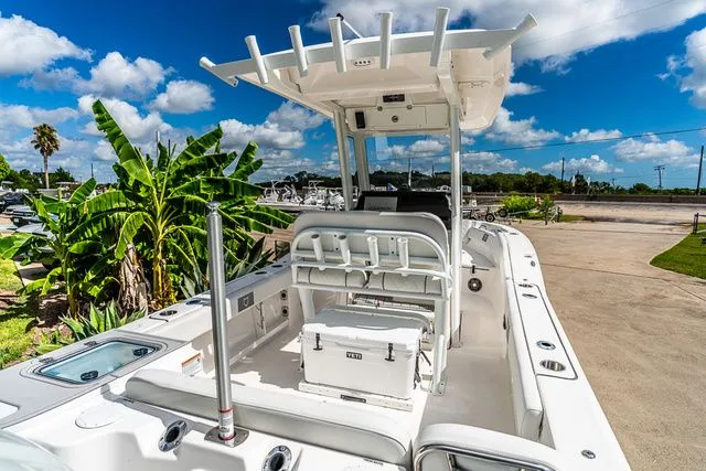 Slide: The Image of Sea Fox 248 Commander 2026 - 5