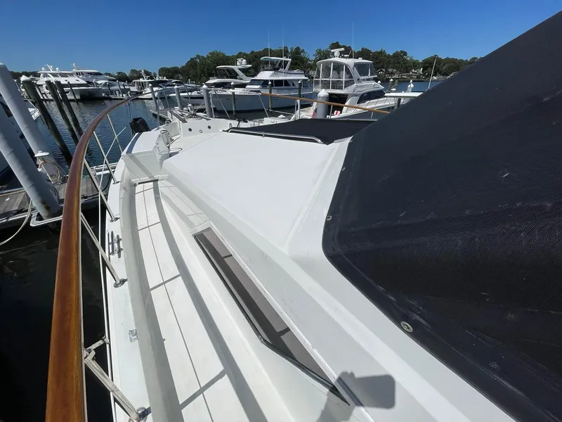 Slide: The Image of Hatteras 80 Cockpit Motor Yacht 1989 - 108