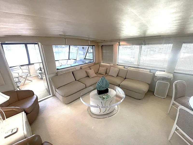 Slide: The Image of SALON AFT TO PORT L-SHAPED SOFA - 8