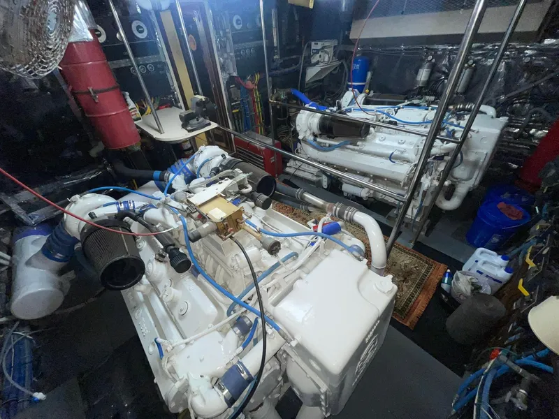 Slide: The Image of WALK-IN ENGINE ROOM LOOKING AFT - 81