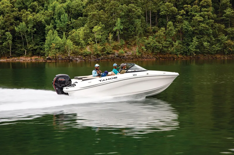 Slide: The Image of Tahoe 185 S 2025 - 75