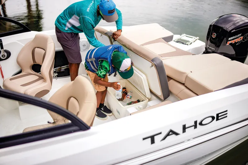 Slide: The Image of Tahoe 185 S 2025 - 90