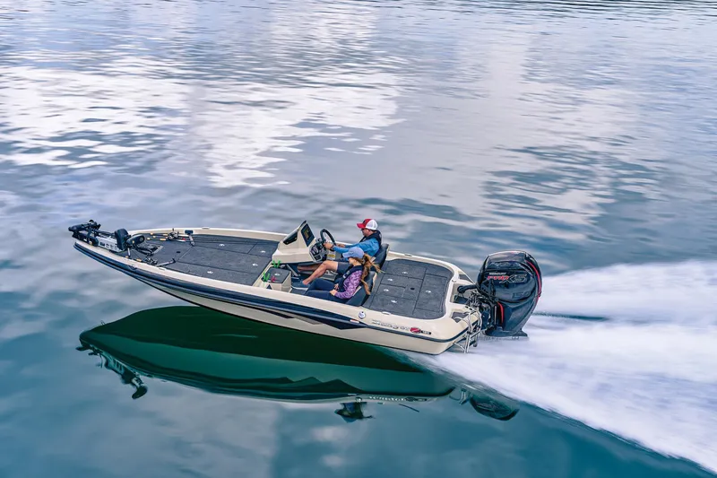 Slide: The Image of Ranger Boats Z185 2025 - 73