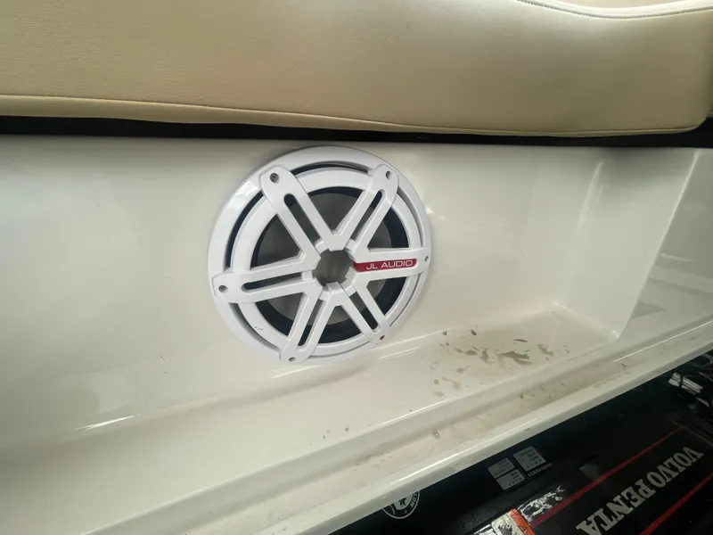 Slide: The Image of Four Winns Vista 375 2014 - 52