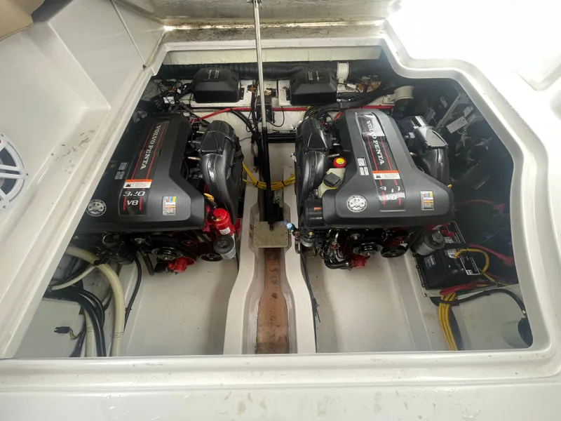 Slide: The Image of Four Winns Vista 375 2014 - 56