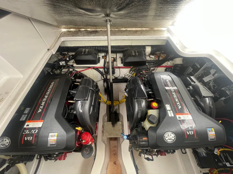 Slide: The Image of Four Winns Vista 375 2014 - 57