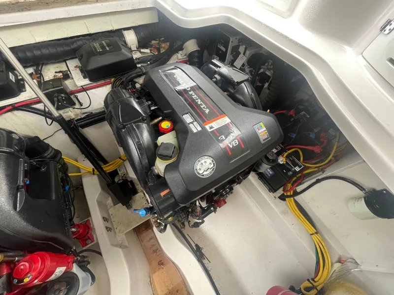 Slide: The Image of Four Winns Vista 375 2014 - 60