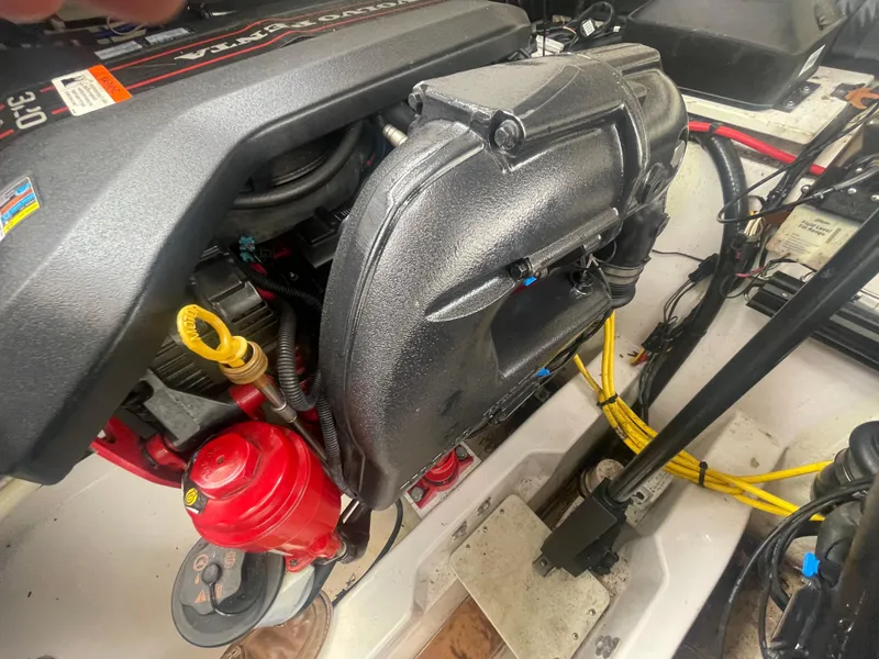 Slide: The Image of Four Winns Vista 375 2014 - 66