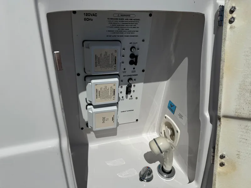 Slide: The Image of Four Winns Vista 375 2014 - 73