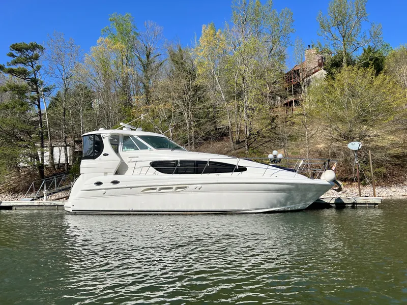 Slide: The Image of Sea Ray 40 Motor Yacht 2007 - 1