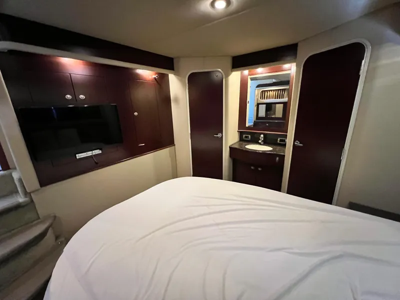 Slide: The Image of Sea Ray 40 Motor Yacht 2007 - 15