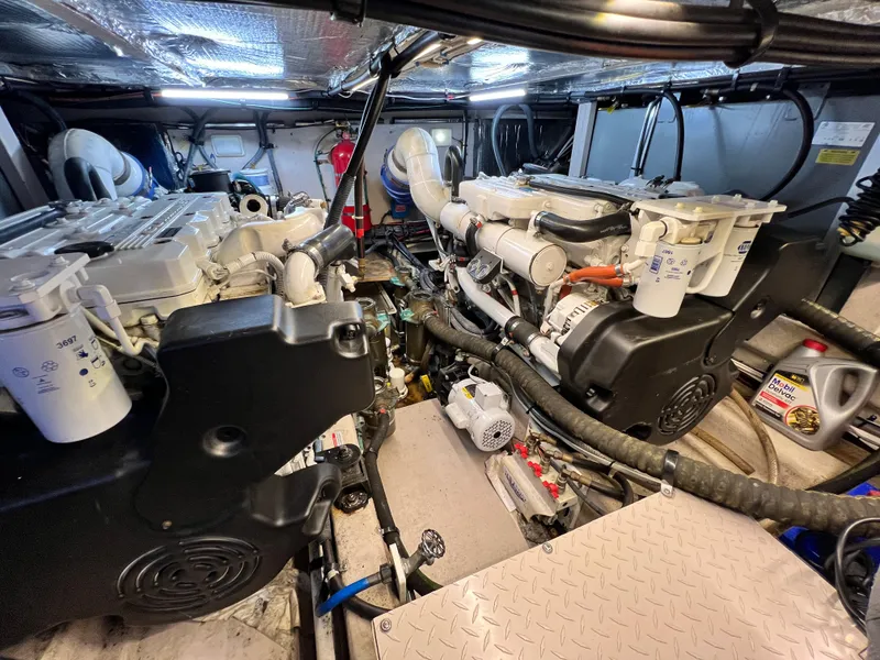 Slide: The Image of Sea Ray 40 Motor Yacht 2007 - 20