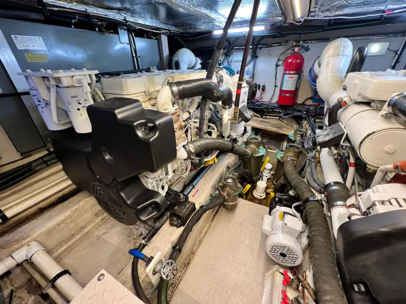 Slide: The Image of Sea Ray 40 Motor Yacht 2007 - 22