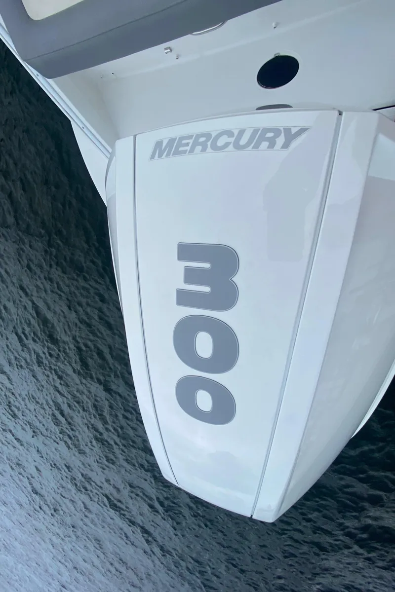 Slide: The Image of Mercury 300 Verado - 27