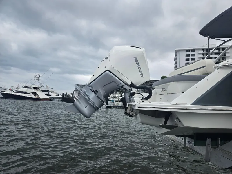 Slide: The Image of Mercury 300 Verado - 3