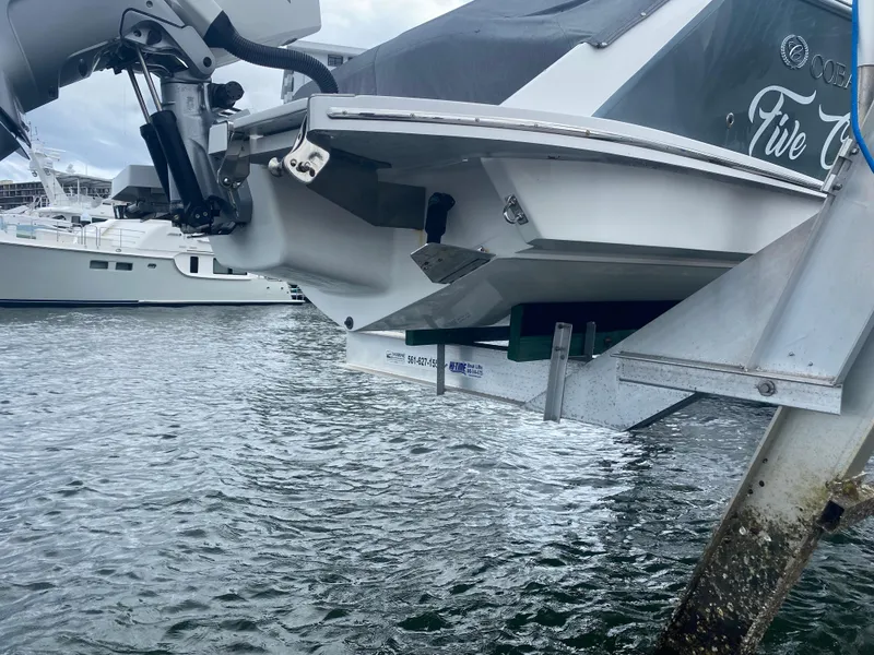 Slide: The Image of Transom - 4